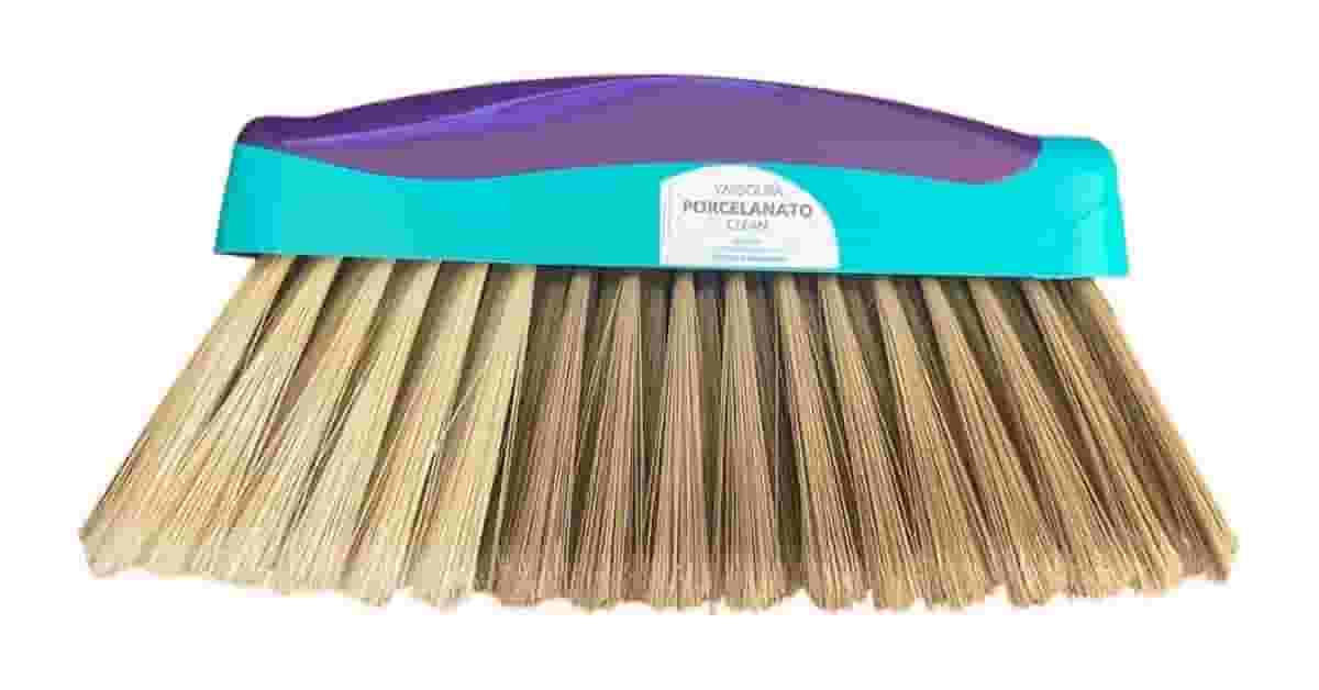 Melhor Vassoura para Varrer Porcelanato: Limpeza Delicada!