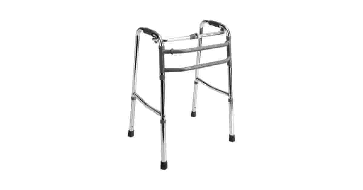 Qual o Melhor Andador Para Idoso? Fixo ou Com Rodas?