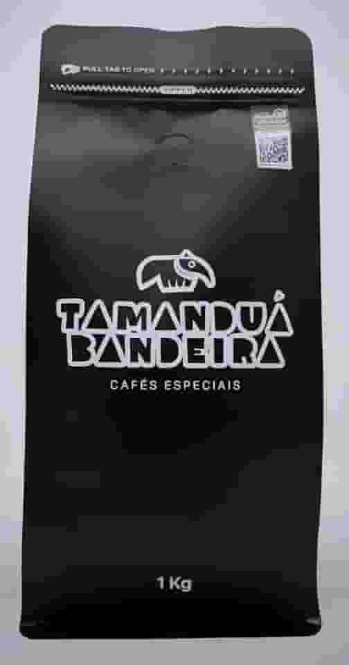 Torra Fresca 09/11/2025 - Café Especial em Grãos 1kg 84.50 Pontos - Nanolote Catuai Vermelho– 100% Arábica - Região Vulcânica - Sitio Flor do Marambaia - Torra Média – Tamanduá Bandeira
