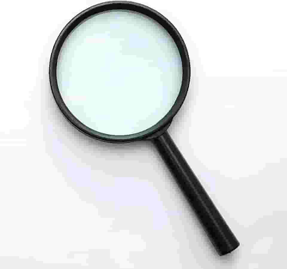 Lupa de Mão com Lente de 75mm, Cabo Anatômico, para Leitura Estudos e Hobbie