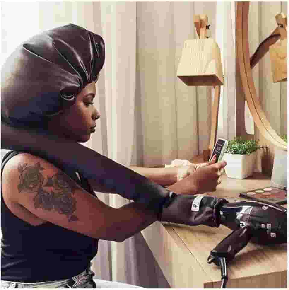 Touca Difusora Secadora De Cetim Seda Preto Anti Frizz