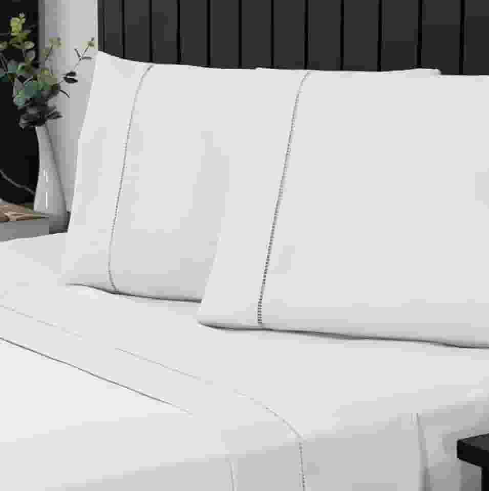 Jogo de Cama King Percal 400 Fios Ponto Palito 04 Peças com Lençol de Cima, Antiácaro, Anti-pilling com Toque Macio - Branco