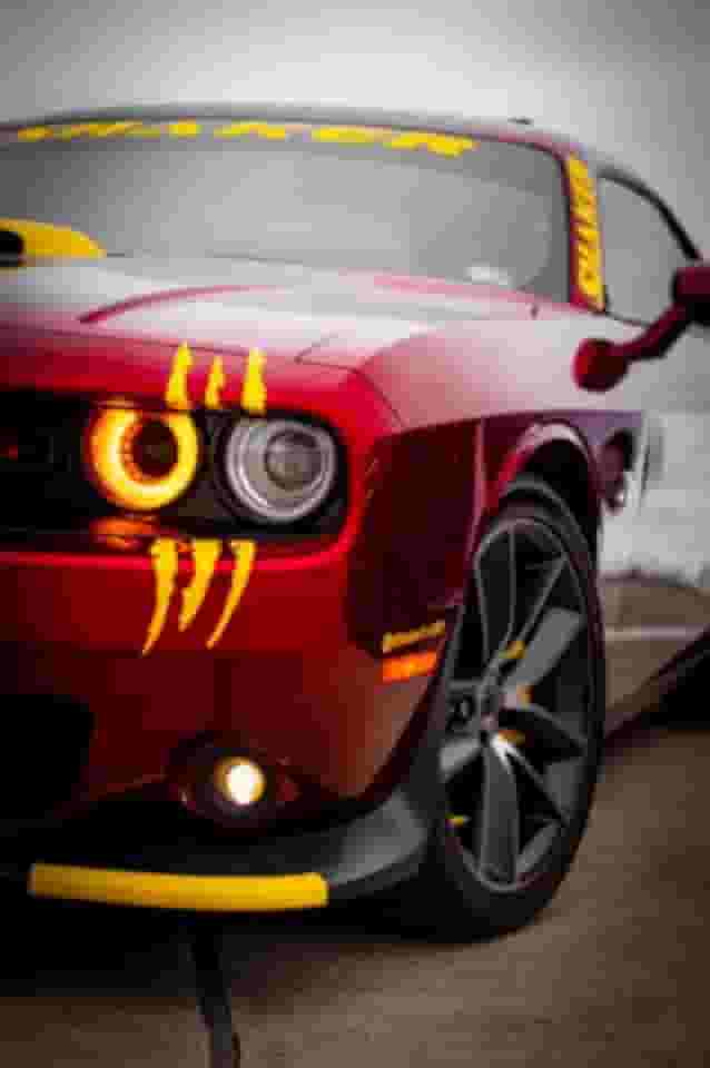 Decalque de farol de marcas de garra disponível em doze cores! Adesivo de vinil genuíno da marca ViaVinyl para carros esportivos (amarelo)