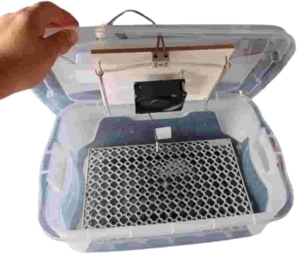 Chocadeira Pet Compacta Com Controle De Temperatura Automático Capacidade Para 30 Ovos de Galinha ou 90 Ovos de Codorna