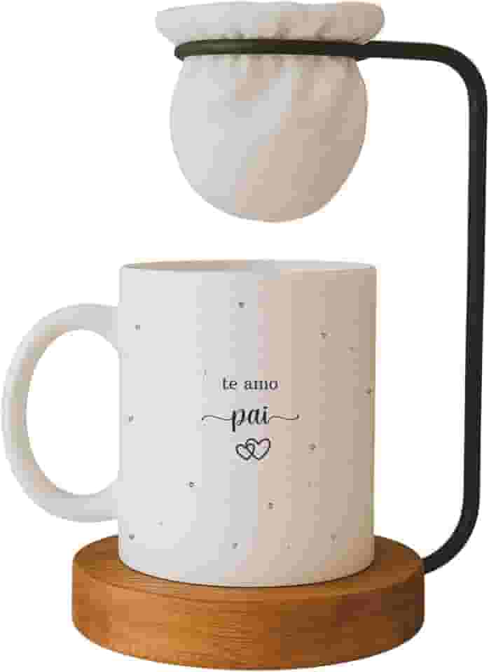 Kit Dia dos Pais, Caneca ' Te Amo Pai' com Mini Coador de Café, Base em Madeira
