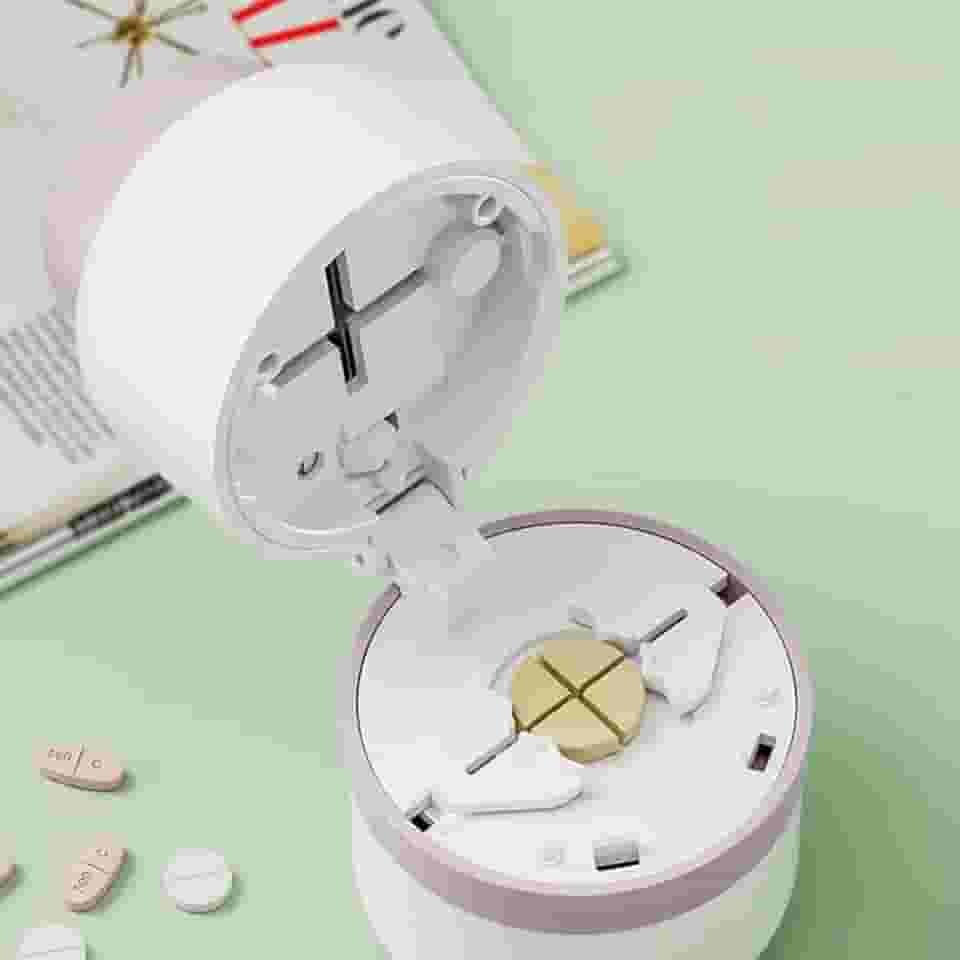 Cortador de comprimidos, divisor de comprimidos 4 em 1 para pequenos comprimidos com lâmina de aço inoxidável, triturador de comprimidos em pó fino, corte preciso e fácil em metade ou quatro, adequado