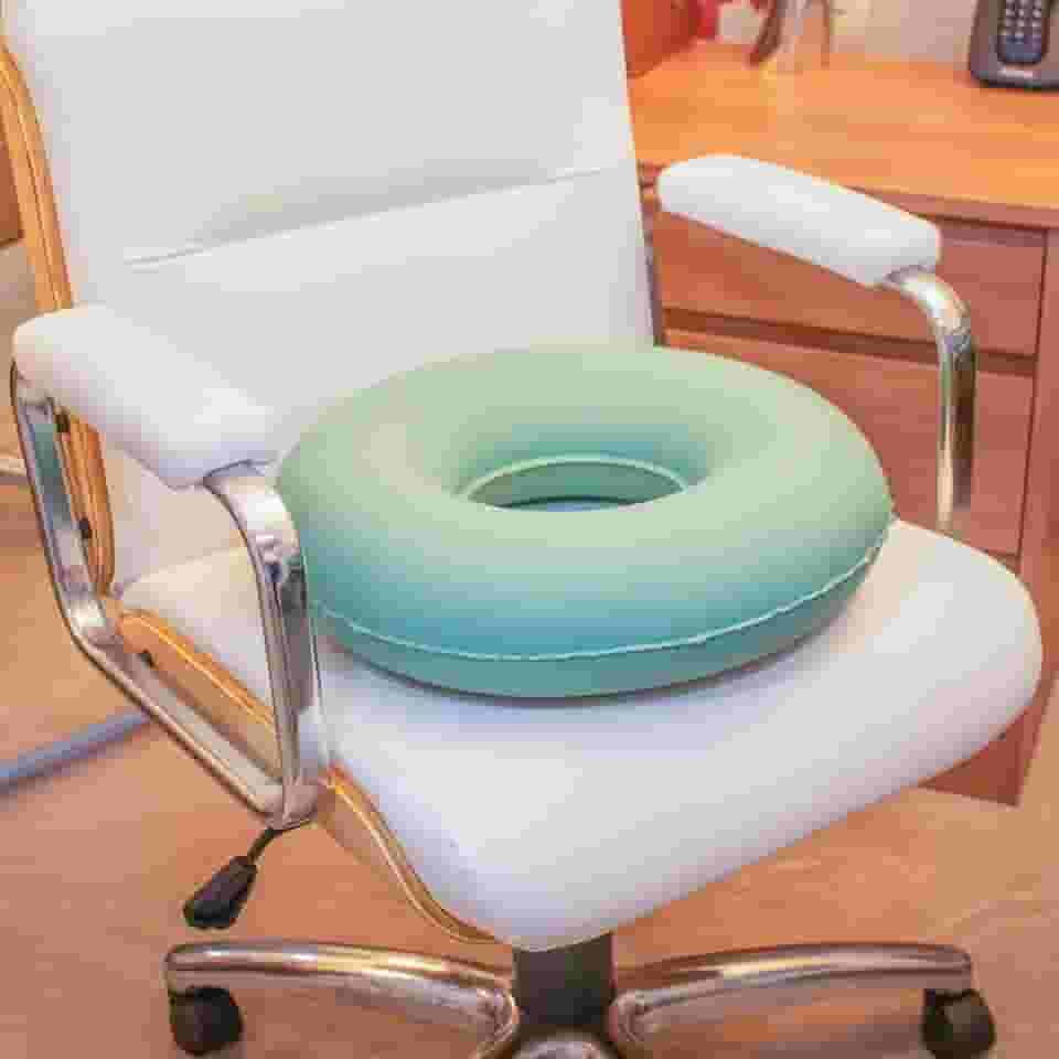 Almofada Inflável Hemorroidas Redonda com Orifício, 45x45cm, suporta 130kg, para Cadeira de Rodas, Ortopédica, Escritório e Pós-Cirúrgico, Verde Menta