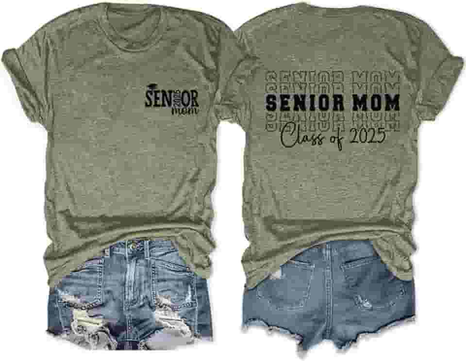 Senior MOM Class of 2025 Proud MOM of Graduate Heart Mom Camiseta feminina divertida