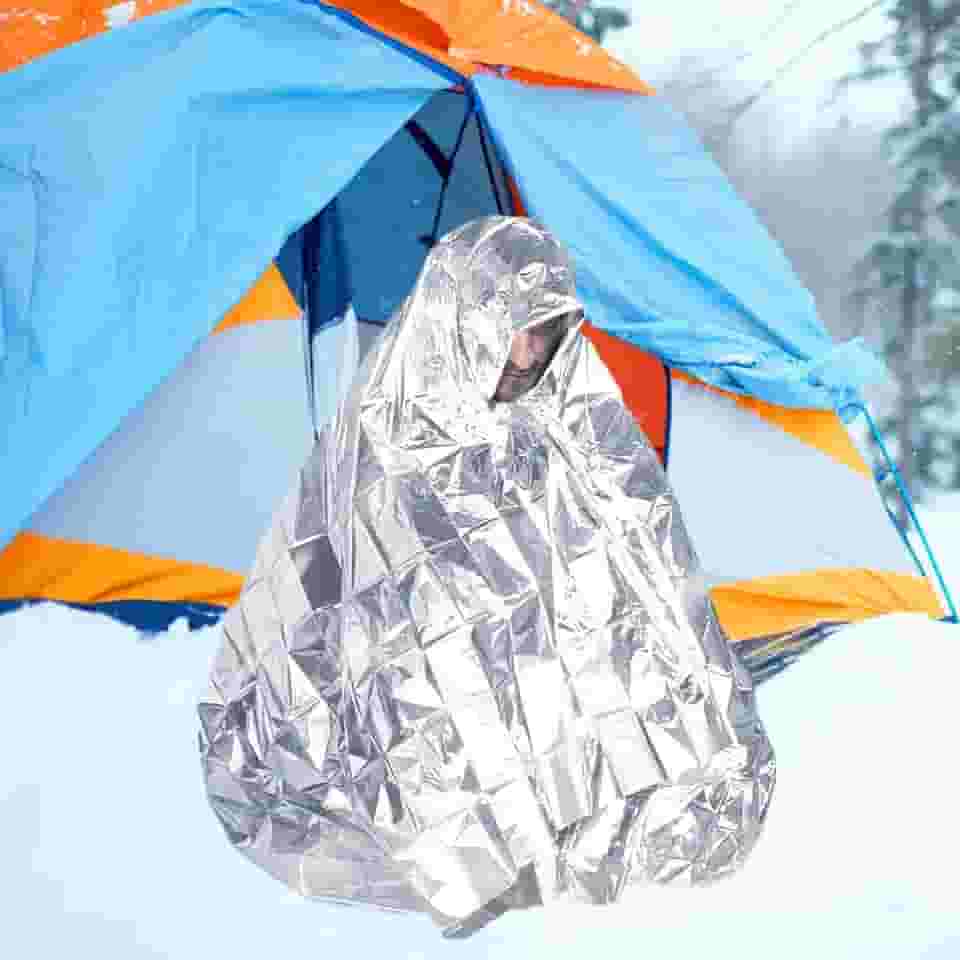 Cobertor de Emergência Película de Alumínio Refletivo, Térmico de Sobrevivência, Cobertor para Camping, Caminhadas, Ao Ar Livre, Capa Térmica Impermeável, Prateado