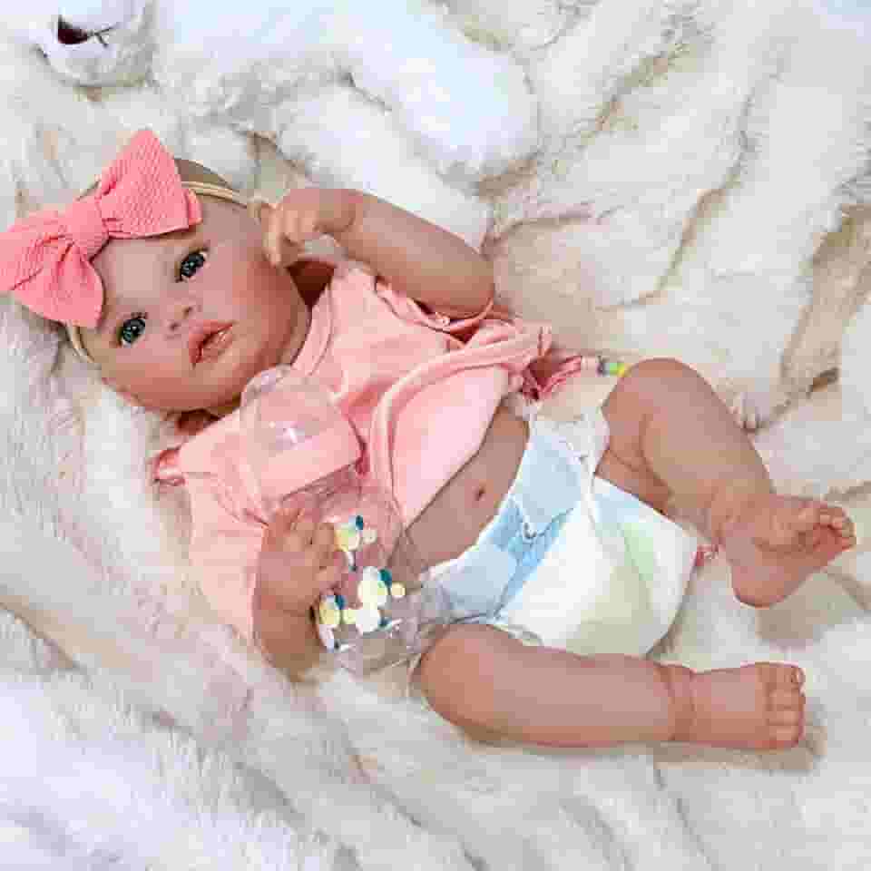 Boneca Bebe Reborn Corpo de Silicone Menina Realista Pintado Original Pode dar banho (Menina Rosa)