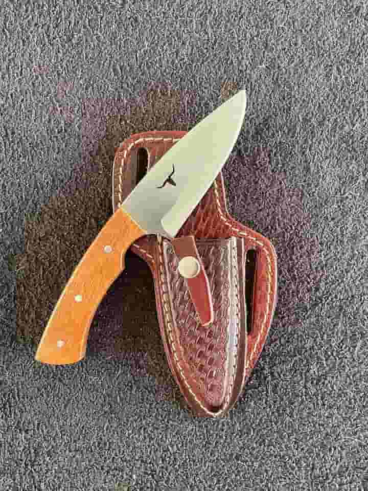 Faca Artesanal Muladeira Boiadeiro Pontuda 21cm com Lâmina Inox 420, Cabo Madeira Nobre Muirapiranga ou Resina + Bainha Couro Legítimo – Funcional para Uso Rural, Churrasco, Trabalho e Dia a Dia