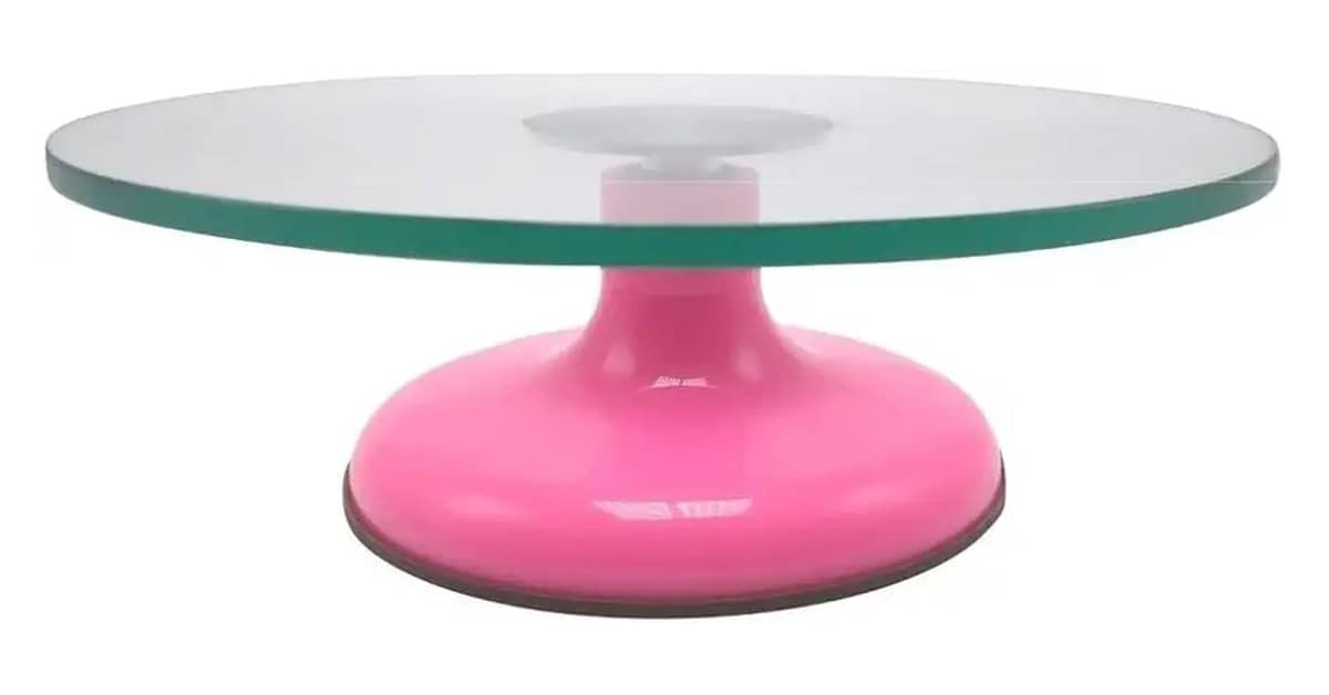 Melhor Bailarina Para Bolo: Vidro, Plástico ou Metal?