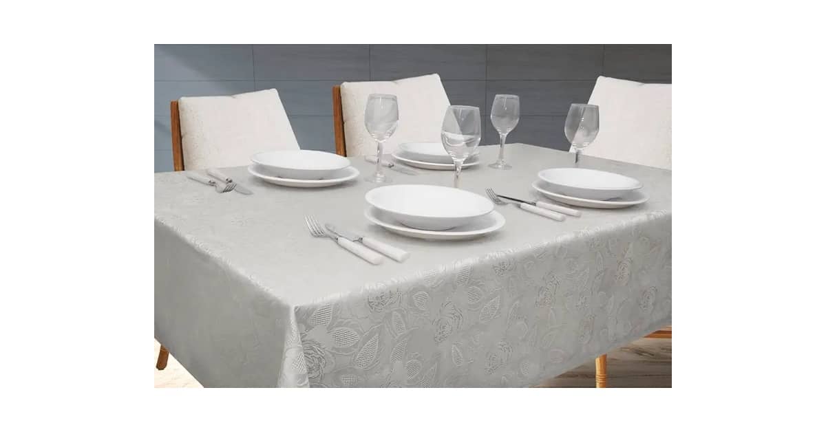 Melhor Toalha de Mesa: Jacquard, Oxford ou PVC?