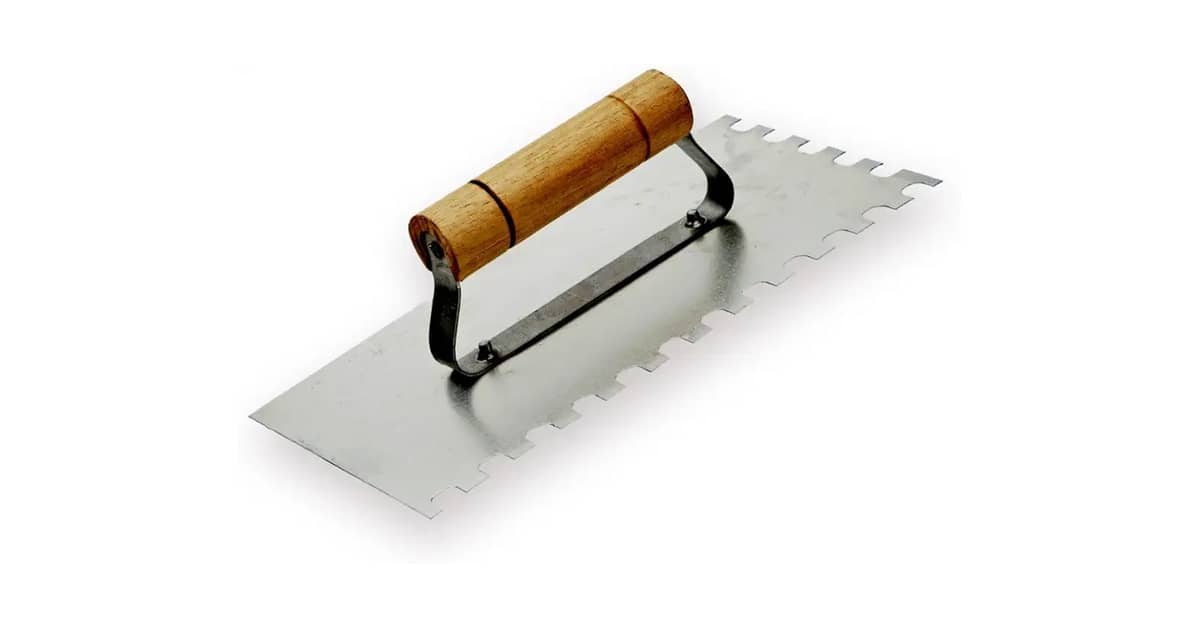 Qual a Melhor Desempenadeira para Argamassa? Guia de Modelos Reguláveis