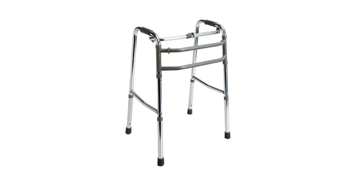 Qual o Melhor Andador Para Idoso? Fixo ou Com Rodas?