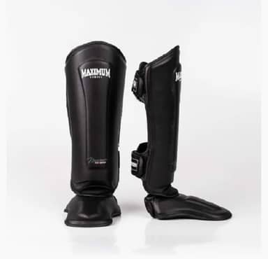 Caneleira Maximum Muay Thai Kickboxing Preta Tamanho M