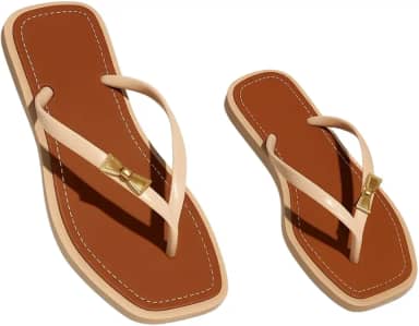 Rasteirinha Chinelo Feminino Luxo Laço Dourado | Chinelo Flat Confortável Verão | Sandália Casual Elegante para Praia e Dia a Dia