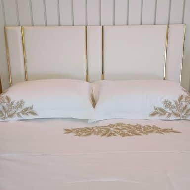 Cabeceira estofada antialergica Adesiva em módulos (Branco, cama King 2,00 x 0,60)