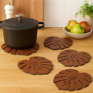 Kit de 5 Descansos de Panela em Madeira, Formato Folha Tropical Monstera, Protetor de Mesa para Cozinha