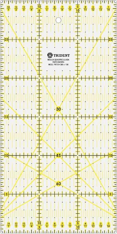 Régua para Patchwork, Escalas em mm, em Acrílico 3 mm – Trident, PT.300X150, Cristal 30 x 15 cm