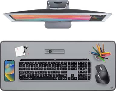 Mouse Pad Desk Mat Logitech Studio Series com Base Antiderrapante, Design Resistente a Respingos, Grande e Multifuncional - Cinza