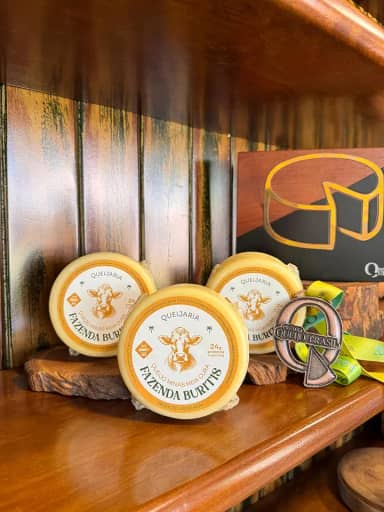 Queijo Minas Meia Cura - Fazenda Buritis