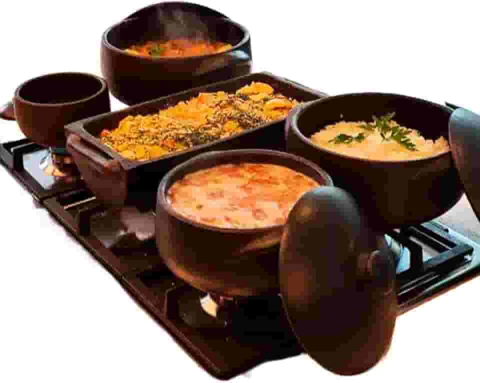 Panela de barro (pequena, média e grande, com capacidade de 1 litro, 2 litros e 5 litros, respetivamente) + 2 tigelas pequenas