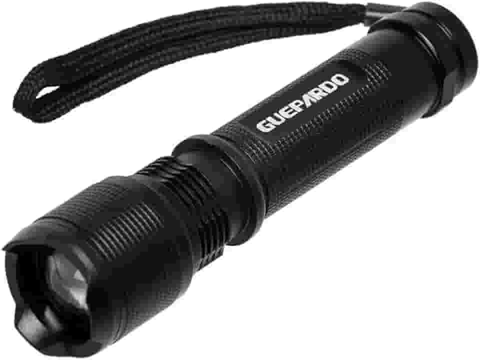 Guepardo, Lanterna Tática Attack Recarregável de 140 lúmens, Possui 1 LED Cree de 3w, 3 Modos de Iluminação, Alcance de Iluminação de Até 150, Gera Até 8 Horas de Iluminação, Ajuste de Foco, Preto