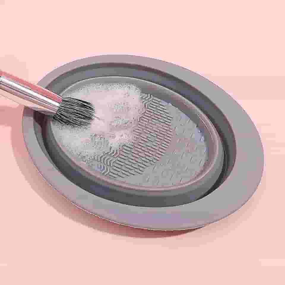1 pincel de silicone limpador de pincel de maquiagem dobrável em pó tigela de limpeza de sombra pincéis de lavagem macia ferramentas de beleza, cinza, 11 x 15 x 1,5 cm (após dobrar), 11 x 15 x 4,5 cm