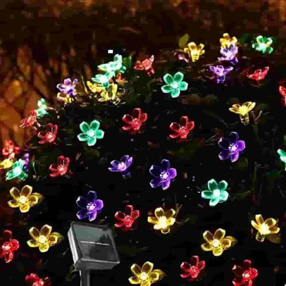 Pisca Pisca Led Solar 9,5 Metros 50 Luzes Decoração Externa A Prova D'Agua (Flor de Cerejeira, 2,5cm)