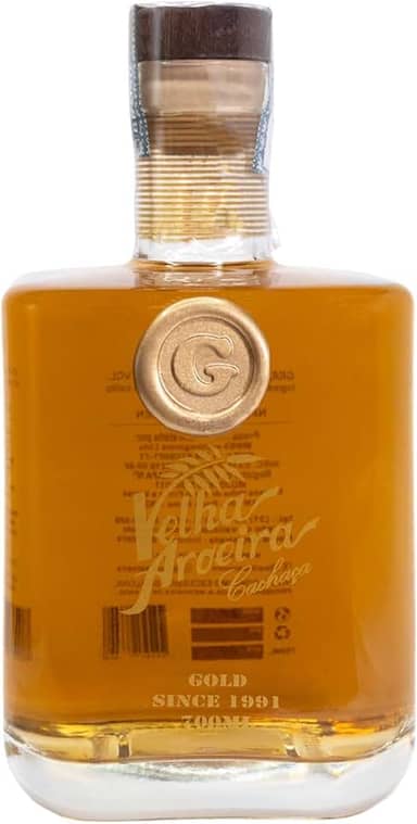 Cachaça Gold 6 Anos Velha Aroeira, 700 ml, 40% Teor Alcoólico, Envelhecida em Carvalho Francês, Destilado Premium de Minas Gerais