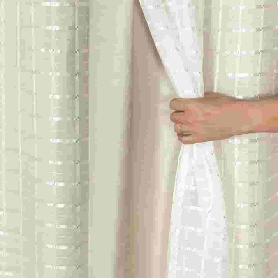 Cortina Blackout PVC com Tecido Voil Xadrez 2,80 m x 2,30 m Bege