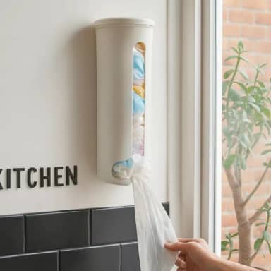 Dispenser de Sacolas Plásticas para Parede, Suporte Organizador com Sistema Puxa-Saco (Branco)