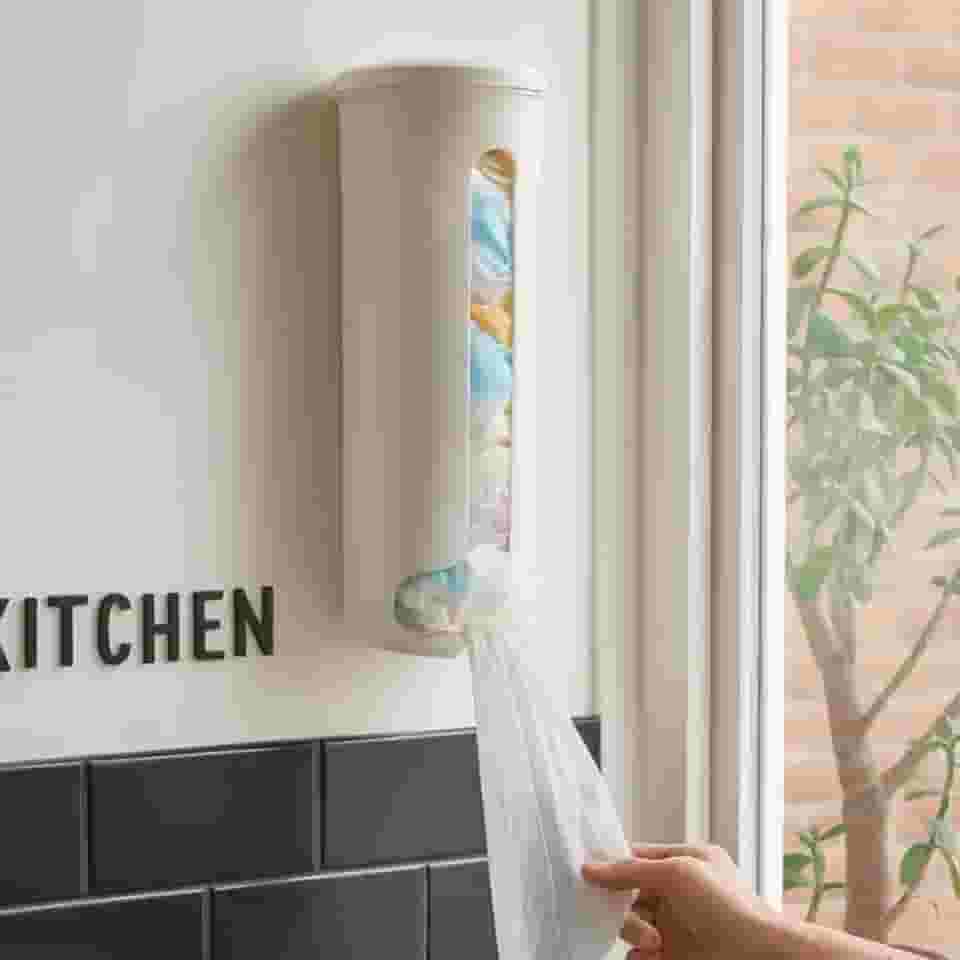 Dispenser de Sacolas Plásticas para Parede, Suporte Organizador com Sistema Puxa-Saco (Branco)