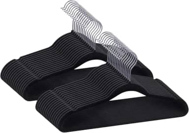 Kit 100 Cabide Veludo Slim Antideslizante Ultra Fino Cor:Preto