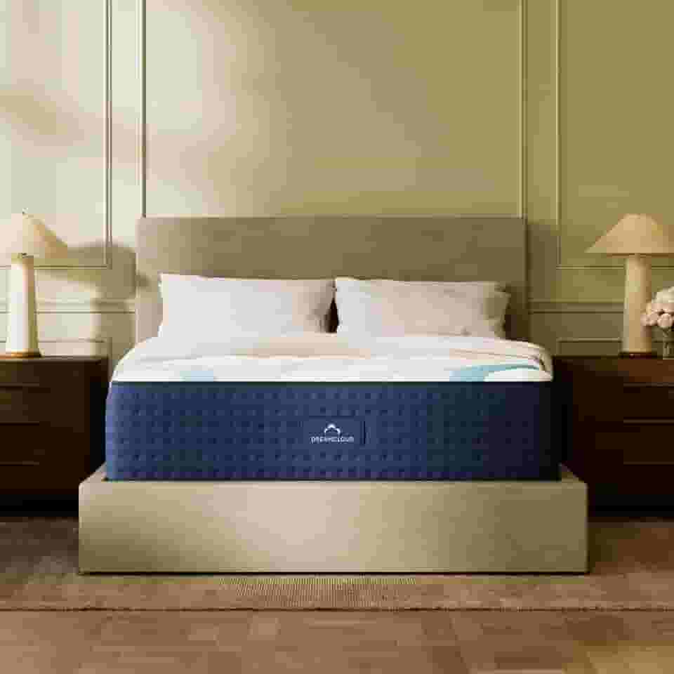Dream Cloud Colchão Queen Premier de 33 cm – Espuma viscoelástica de gel de luxo – Teste noturno 365 – Camadas premium para alívio de pressão – Garantia para sempre – Certificado CertiPUR-US®